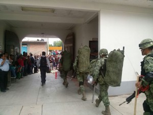 soldadosexpulsados_oaxaca