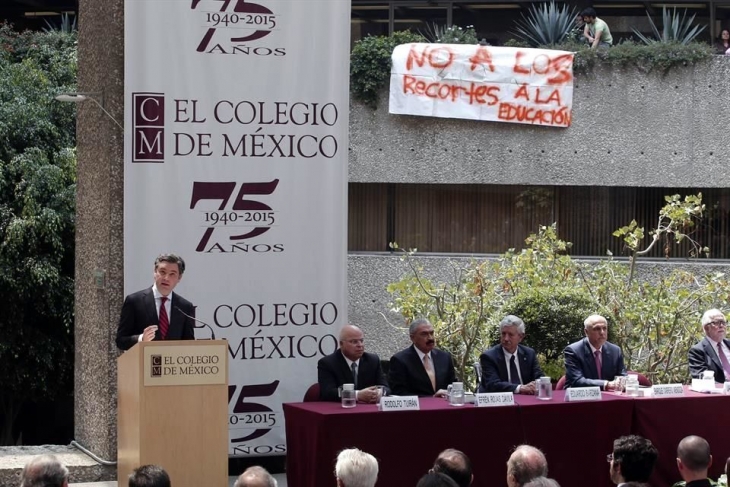 Estudiantes de El Colmex pidieron al titular de la SEP que no haya recortes en educación superior 