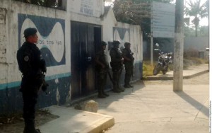 vigilancia-escuela-acapulco2