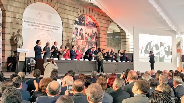 Según Evaluación del Desempeño, 48.5% de docentes y directivos tienen buen nivel