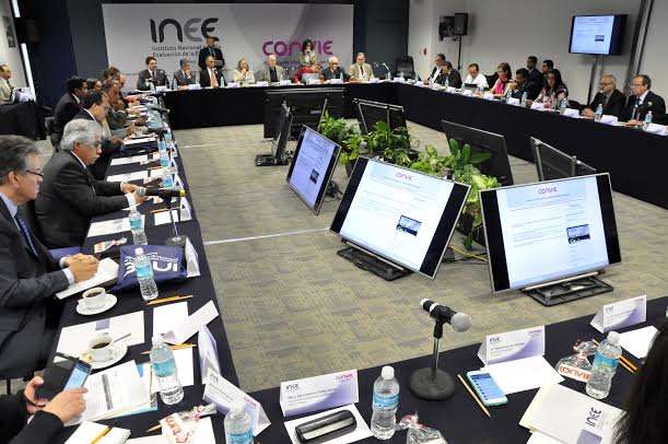 Meta del INEE: tener 5 mil evaluadores en 2016