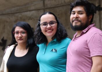 Jóvenes de UAM mejoran genéticamente el gusano de harina