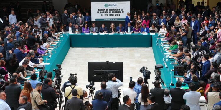 Educación: Pilar contra la desigualdad y la violencia, afirma titular de Educación