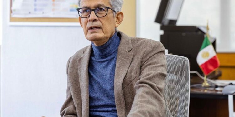 “En cientos de años la IA  no será capaz de autoprogramarse ni de tener conciencia”, dice investigador del IPN