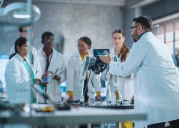 La UAM debe dejar atrás “estrategias obsoletas” y orientar la investigación hacia necesidades sociales urgentes: Pacheco López