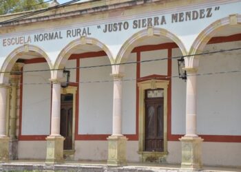 Normales rurales. De ideología justiciera y conciencia de su noble misión