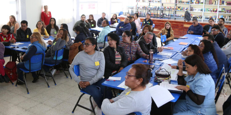 De reuniones administrativas a comunidades de aprendizaje: El futuro del CTE