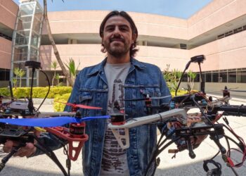 Fusionan enjambre de drones con IA para solucionar problemas sociales e industriales
