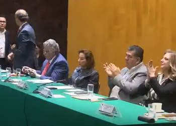 Foro legislativo sobre el nuevo sistema para maestras y maestros en México.