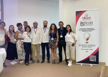 Mesa de diálogo entre investigadores durante el V Workshop Internacional en Ecuador