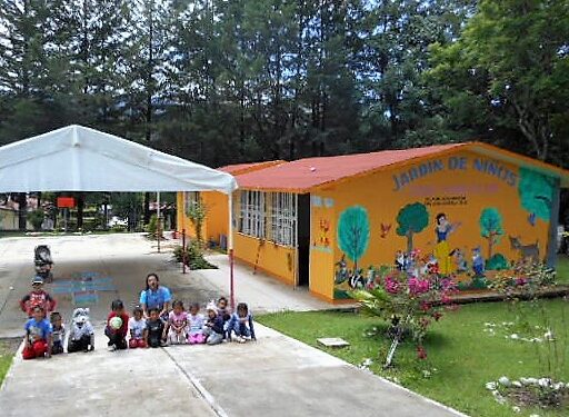 Jardines de niños que unen a la comunidad como aula