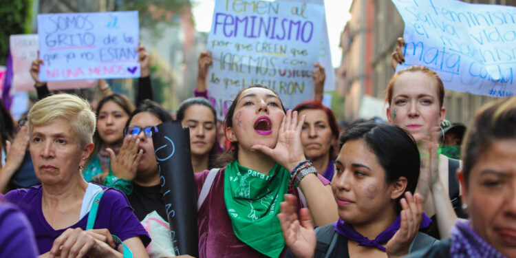 De la ausencia a la incidencia: mujeres tejiendo políticas para la vida
