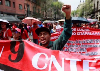 ¡Mentira, mentira, la misma porquería!