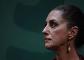 Aunque la 4T se vista de seda, neoliberal se queda