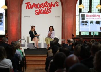 60% de mexicanos cree que la I.A. es fundamental para su futuro profesional