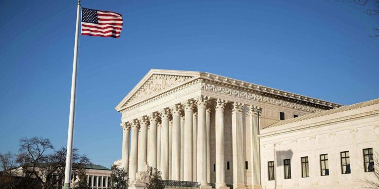 La Corte de EU autoriza a Trump el desmantelamiento del Departamento de Educación