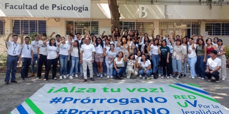 Junta de Gobierno ratifica a Aguilar como rector de la UV; crece el malestar entre universitarios