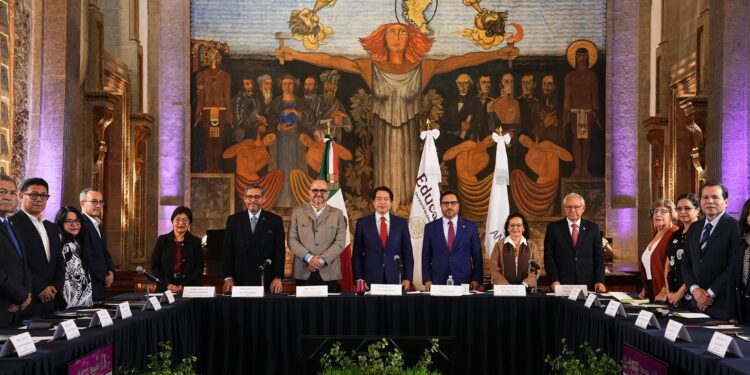 SEP crea Comisión Nacional de Aprendizaje Permanente para transformar la Educación Superior