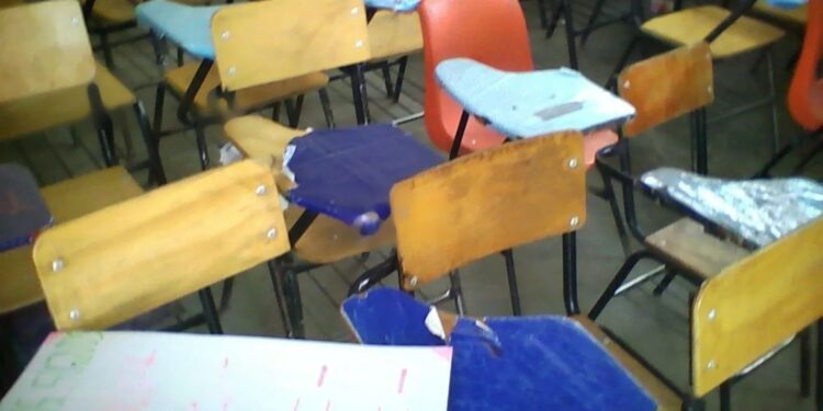 La secundaria olvidada: tres semanas sin maestros en la Montaña Alta de Guerrero