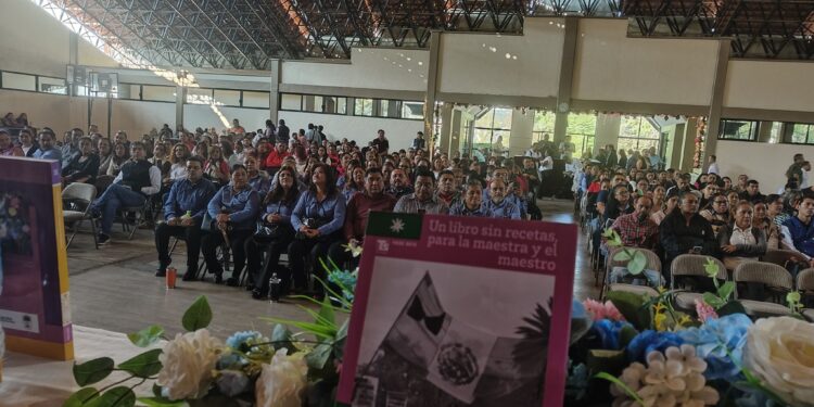 Convocan a la conformación de comités para la defensa de la Nueva Escuela Mexicana y los Libros de Texto Gratuitos