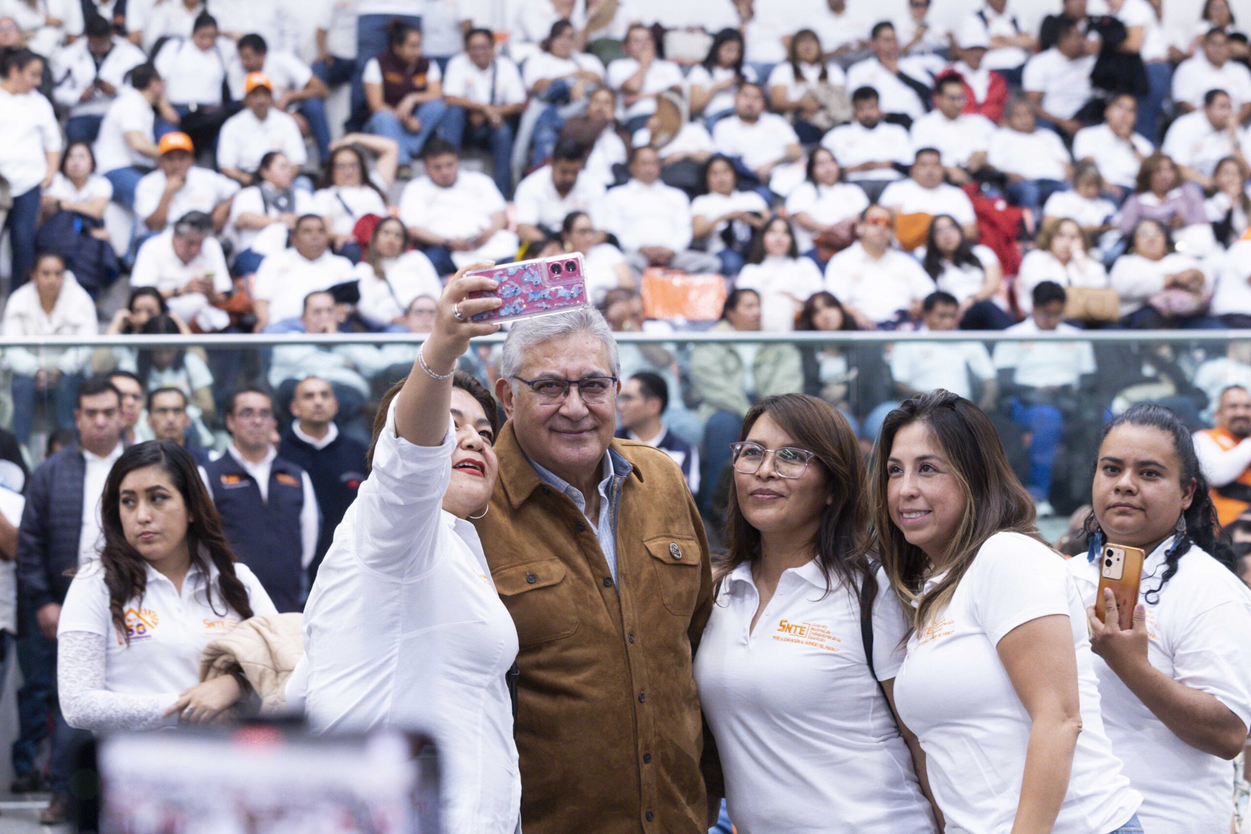 La nueva dirigencia vitalicia del SNTE