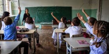 La escuela ya no alcanza: llaman a repensar la educación desde la divergencia
