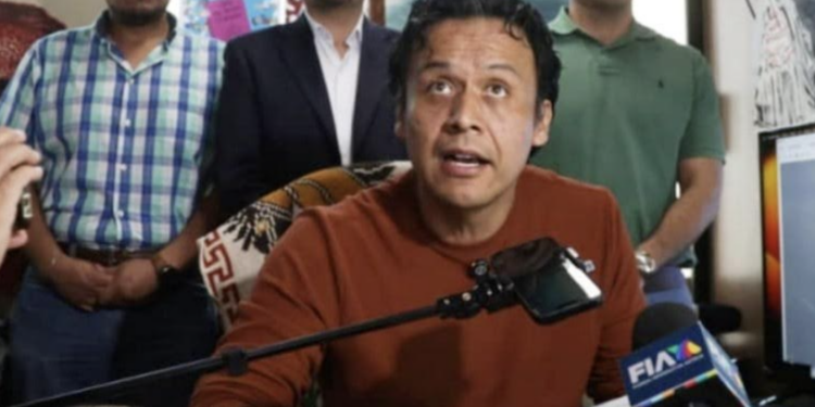 Enmendar el legado de Marx Arriaga